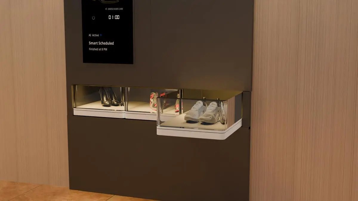 AiRET S9 Prestige with its lit shoe chamber open